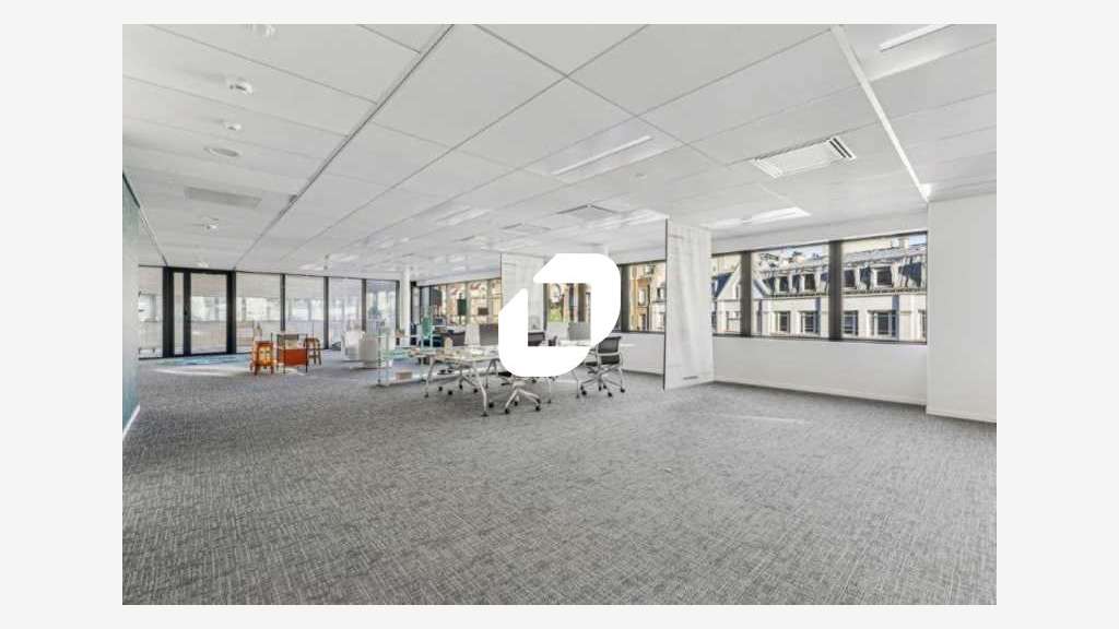 A louer Bureaux 4078m² Paris