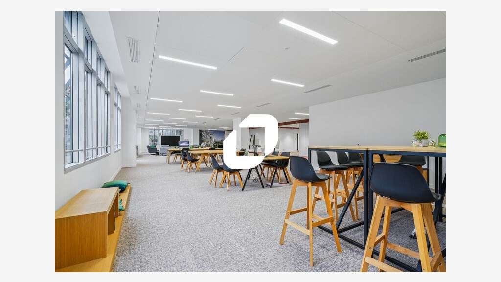 A louer Bureaux 8502m² Paris