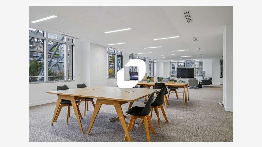 A louer Bureaux 8502m² Paris