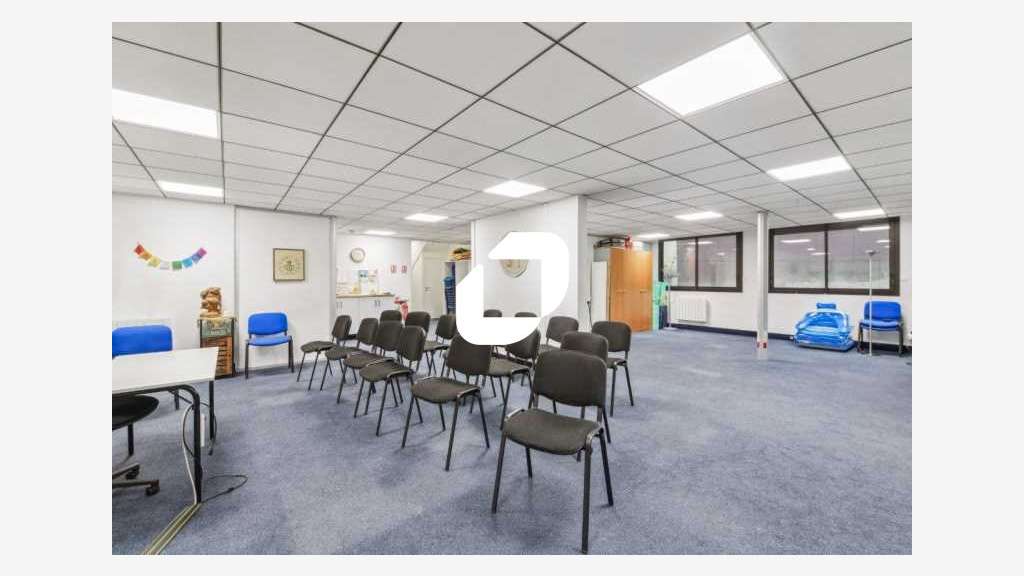 A louer Bureaux 260m² Paris