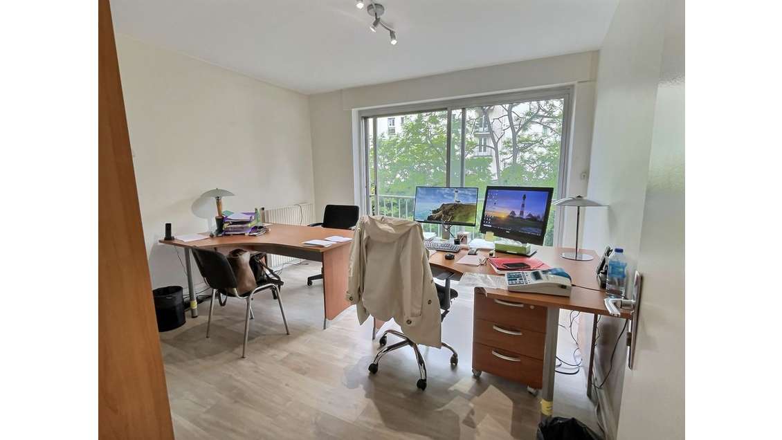 Location bureaux 91m² à Paris 14e Porte d'Orléans