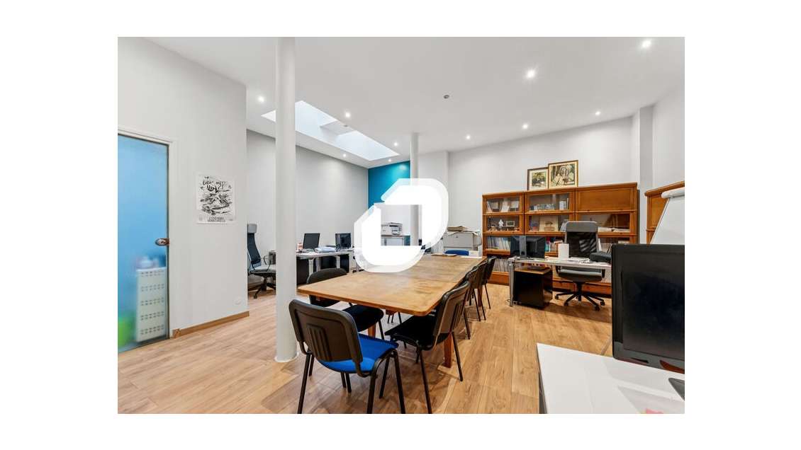 A louer Bureaux 66m² Paris