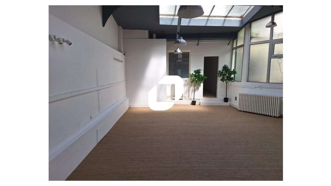 A louer Bureaux 138m² Paris