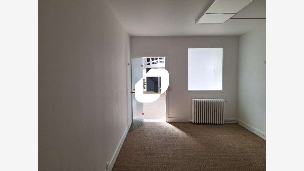A louer Bureaux 138m² Paris