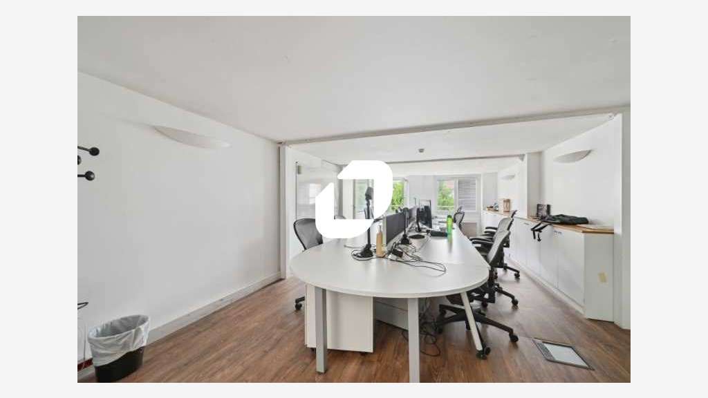 A louer Bureaux 653m² Paris