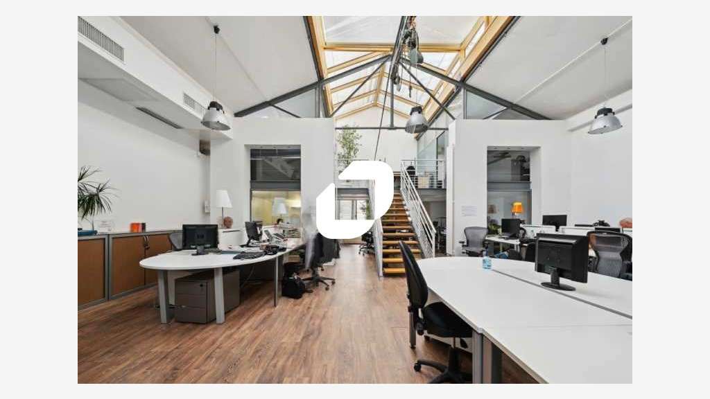 A louer Bureaux 653m² Paris