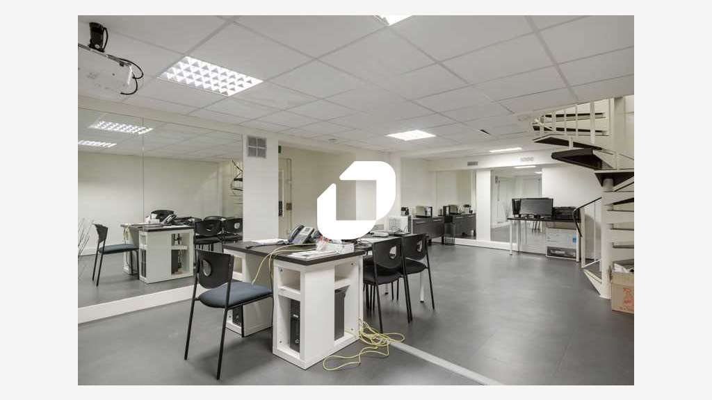 A louer Bureaux 87m² Paris
