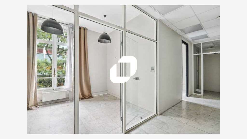A louer Bureaux 107m² Paris
