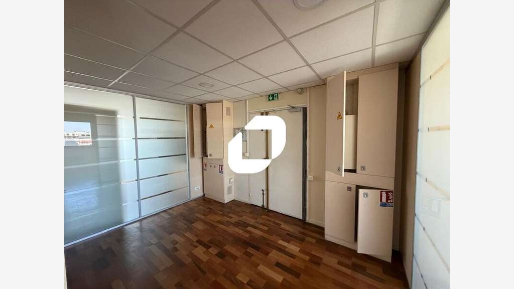 A louer Bureaux 517m² Paris