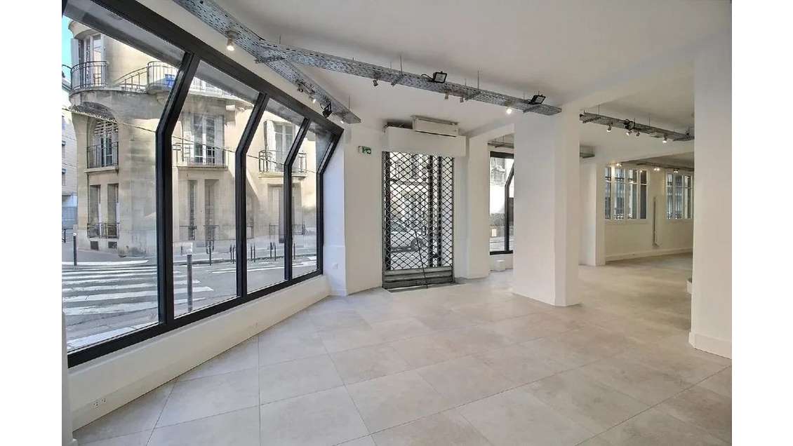 Location bureaux à Paris 15e métro Convention