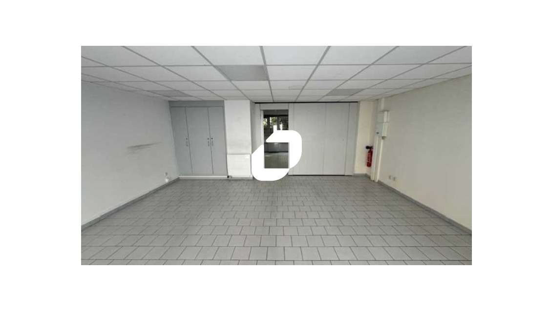 A louer Bureaux 56m² Paris