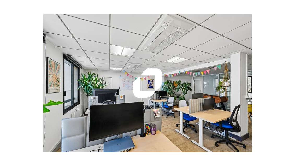 A louer Bureaux 95m² Paris