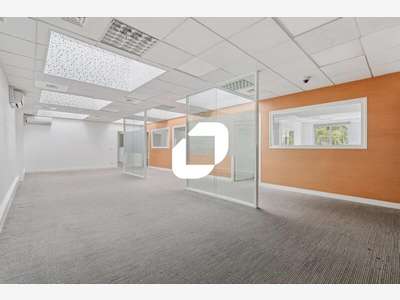 A louer Bureaux 764m² Paris