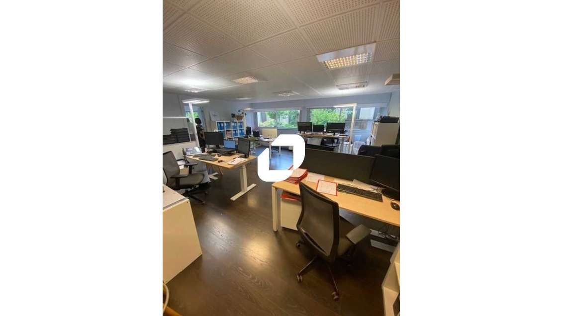 A louer Bureaux 135m² Paris