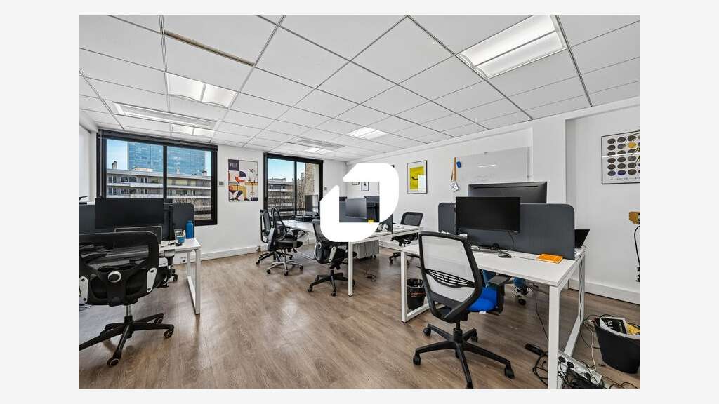 A louer Bureaux 85m² Paris