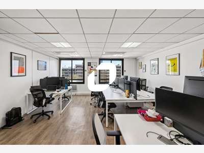 A louer Bureaux 85m² Paris