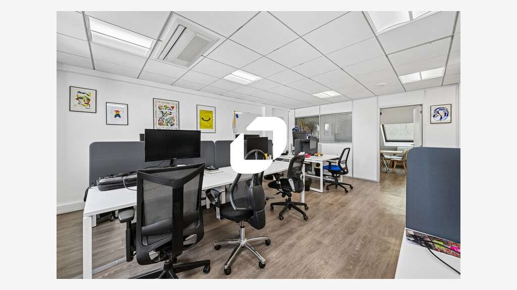 A louer Bureaux 85m² Paris