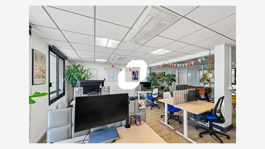 A louer Bureaux 95m² Paris