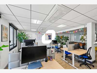 A louer Bureaux 95m² Paris