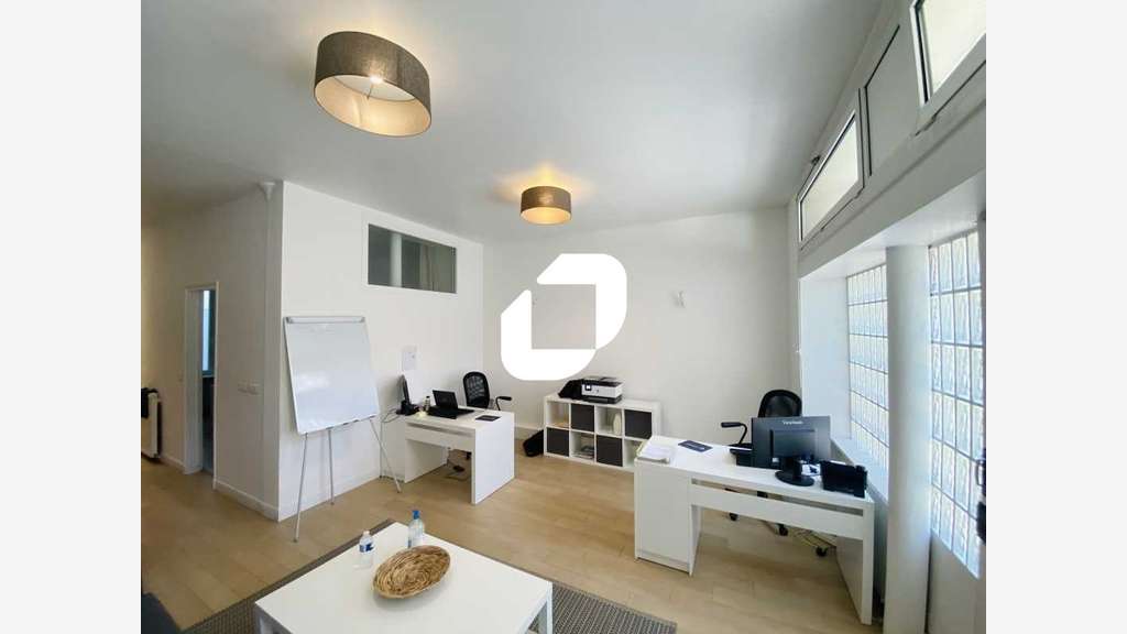 A louer Bureaux 50m² Paris