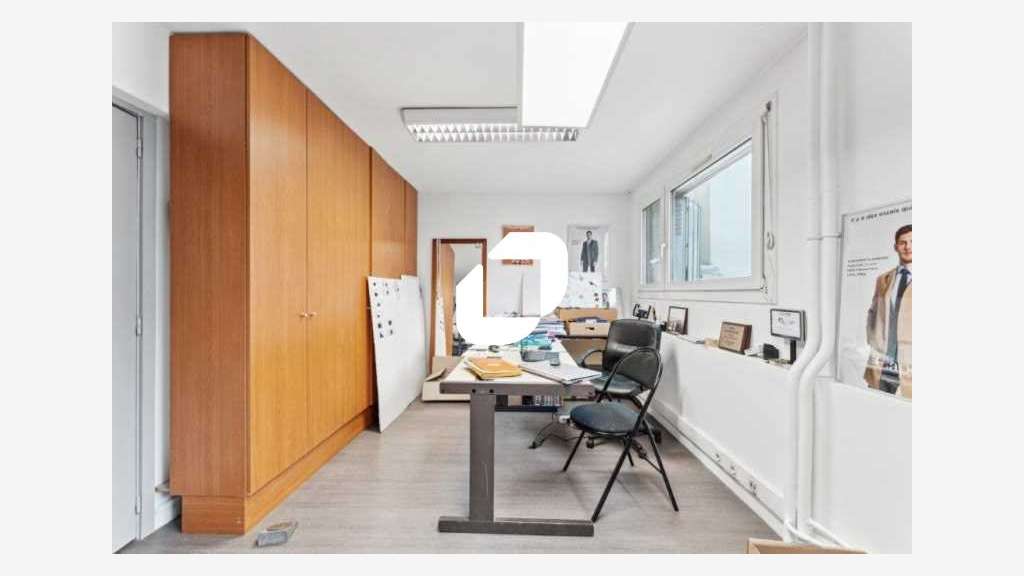 A louer Bureaux 139m² Paris