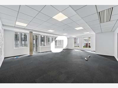 A louer Bureaux 687m² Paris