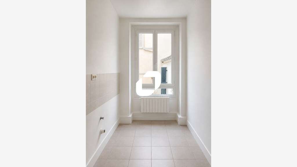 A louer Bureaux 81m² Paris