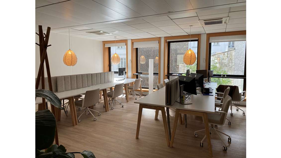 Location bureaux de 35m² Paris 75016 place Étoile