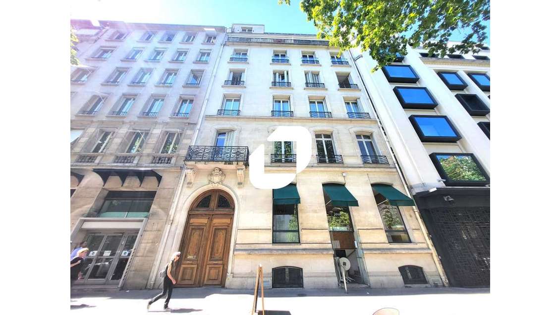A louer Bureaux 144m² Paris