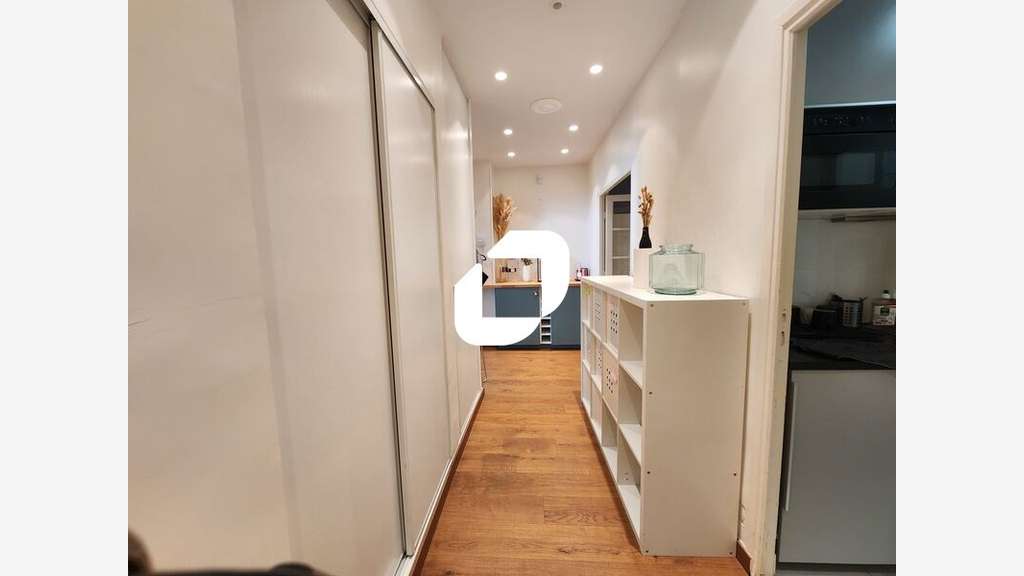 A louer Bureaux 74m² Paris