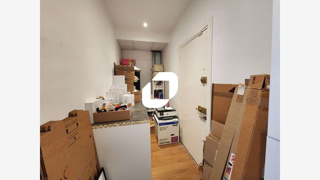A louer Bureaux 74m² Paris