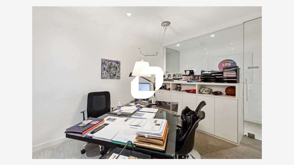 A louer Bureaux 125m² Paris