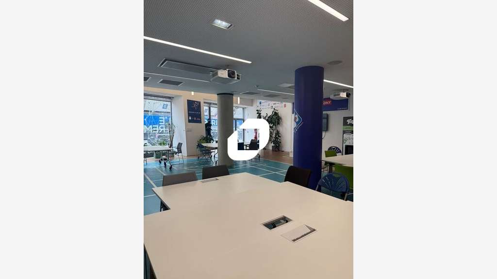 A louer Bureaux 306m² Paris