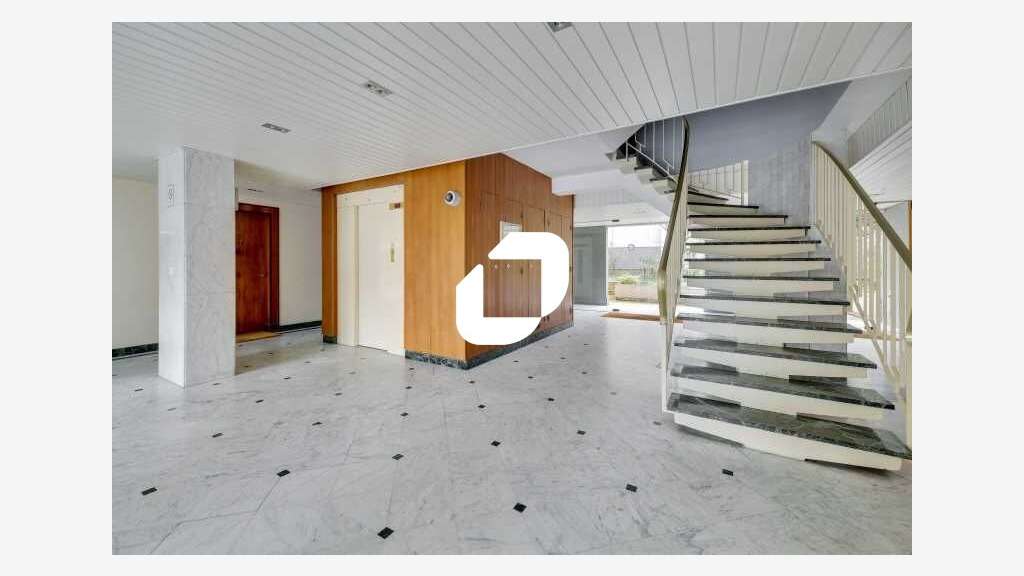 A louer Bureaux 121m² Paris