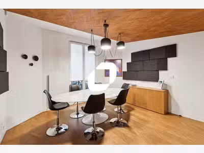 A louer Bureaux 125m² Paris
