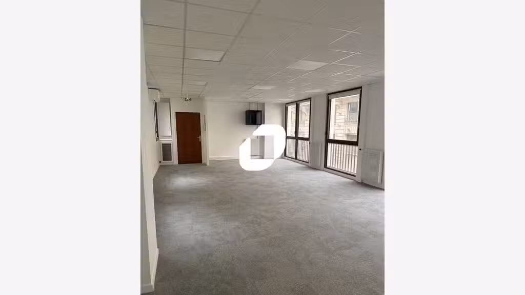 A louer Bureaux 67m² Paris
