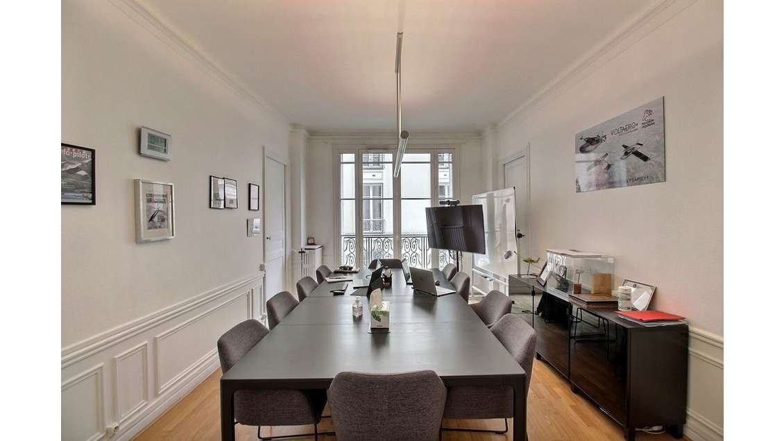 Location bureaux spacieux à Paris métro Argentine