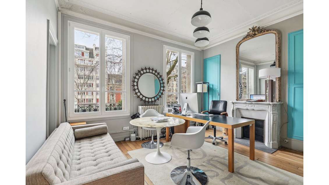 Location bureaux dans hôtel particulier Paris 17e