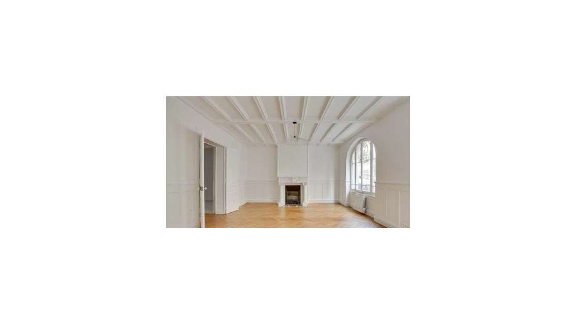 Location bureaux de 120m² à Paris Pont Cardinet