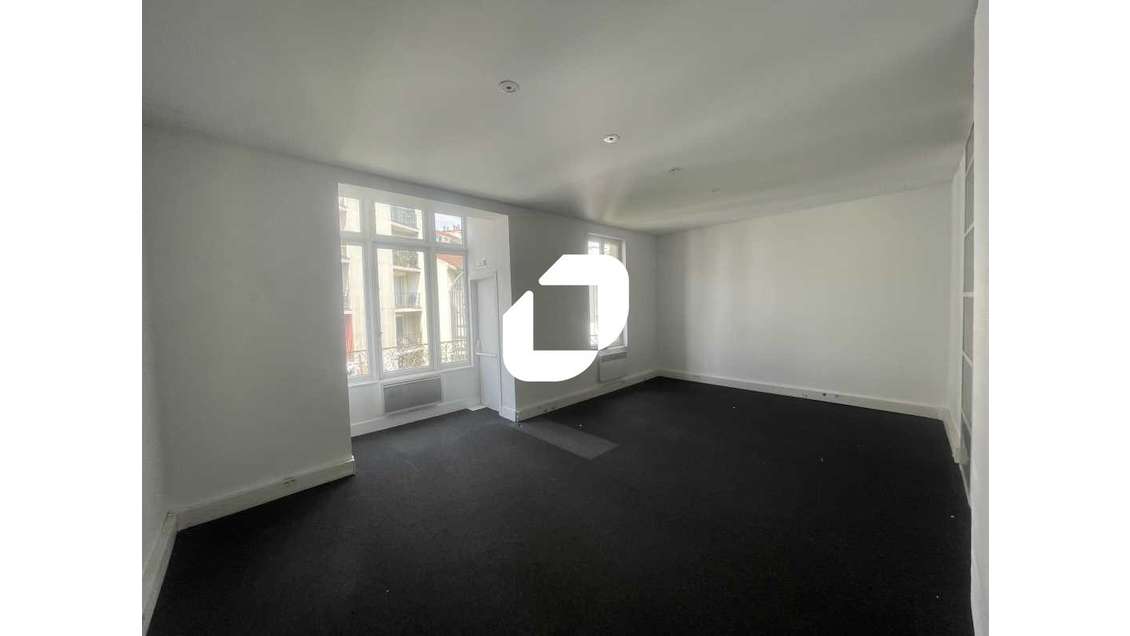 A louer Bureaux 172m² Paris