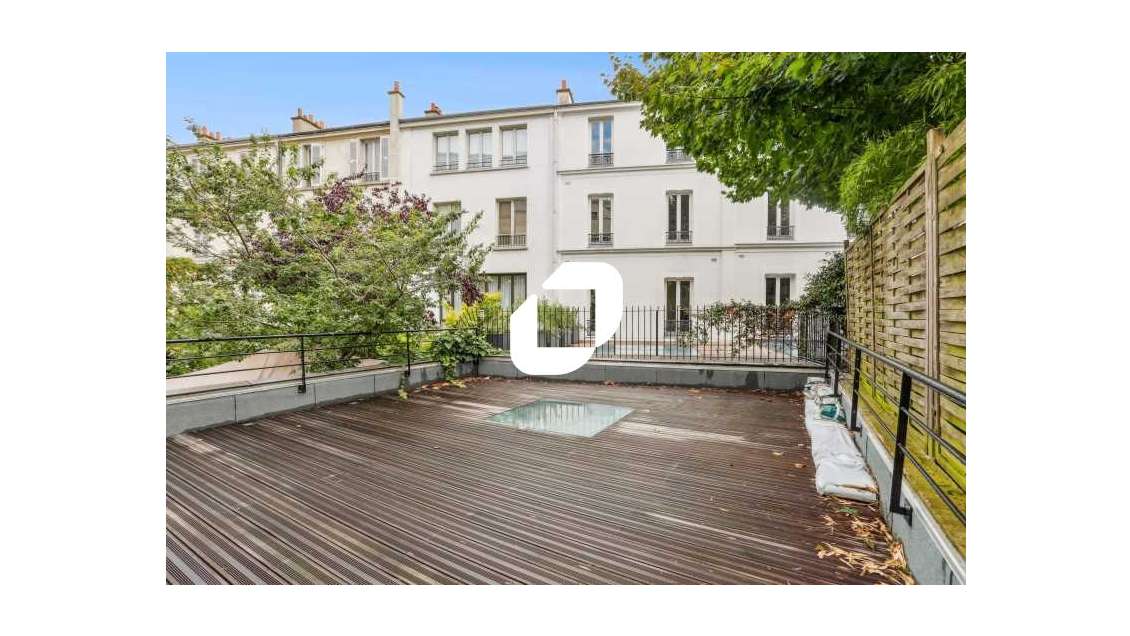 A louer Bureaux 101m² Paris