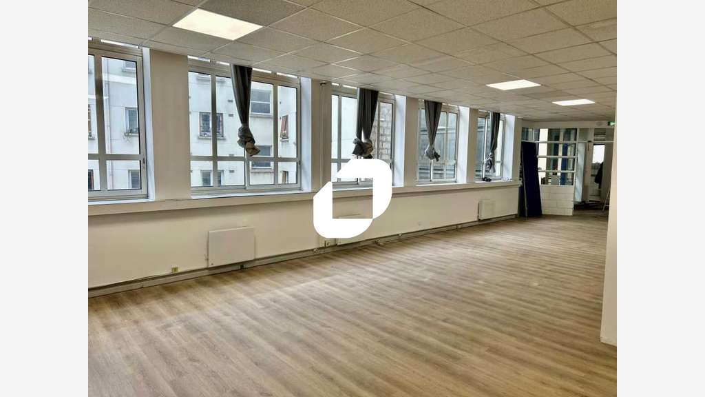 A louer Bureaux 132m² Paris