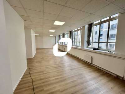 A louer Bureaux 132m² Paris