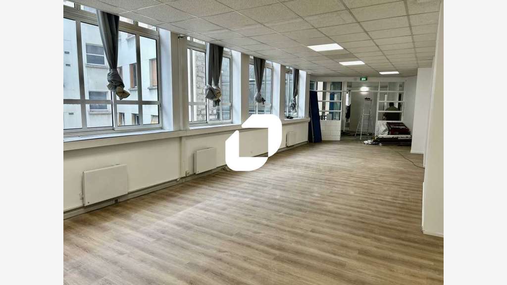 A louer Bureaux 132m² Paris
