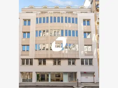 A louer Bureaux 593m² Paris
