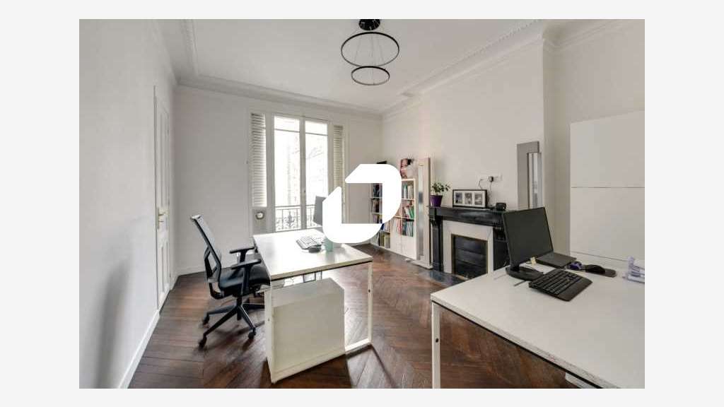 A louer Bureaux 220m² Paris