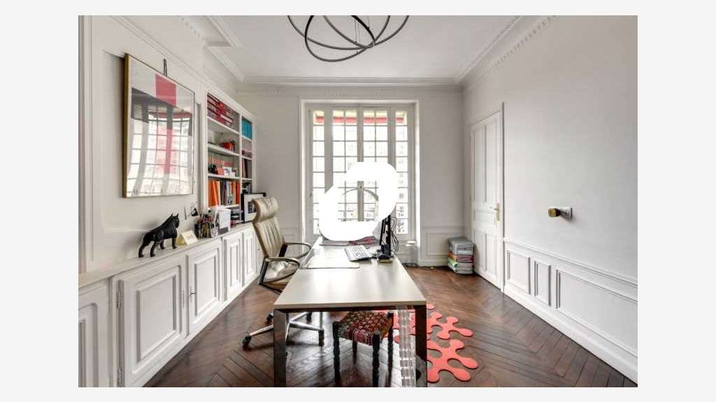 A louer Bureaux 220m² Paris