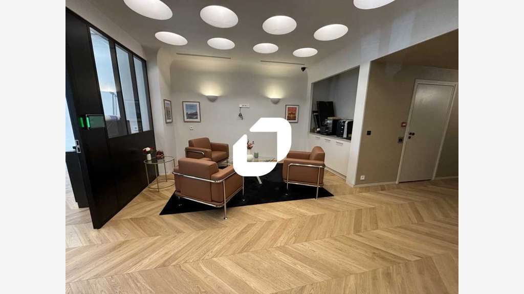A louer Bureaux 225m² Paris