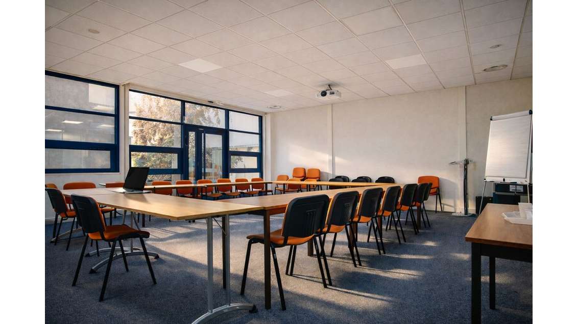 Location bureaux 700m² fort potentiel Paris 18ème