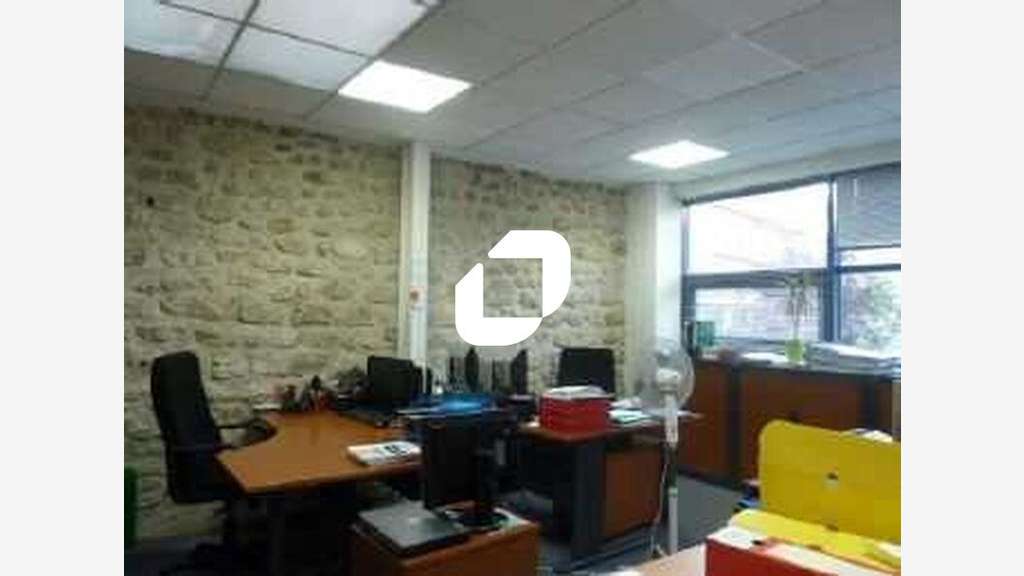 A louer Bureaux 692m² Paris